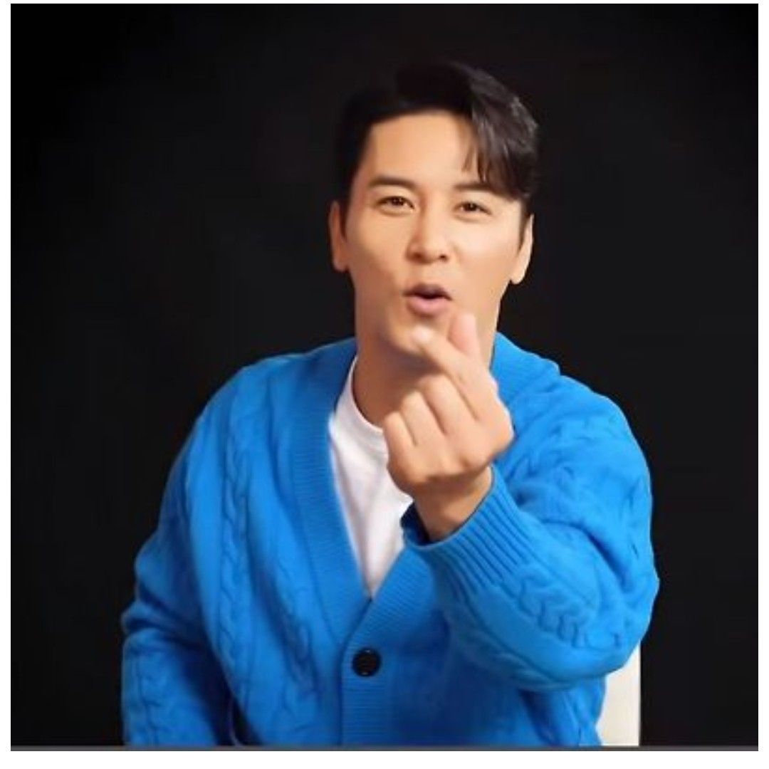 Recent activity shot of Jang Minho