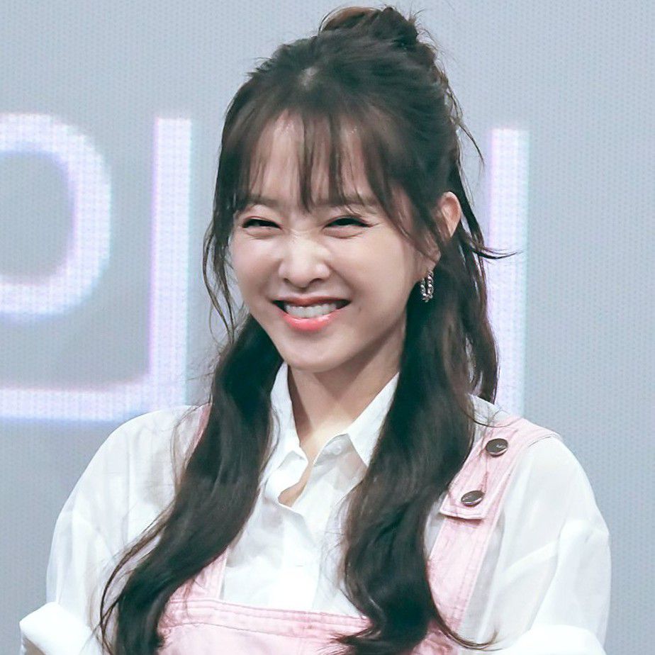 Latest photo of Park Boyoung