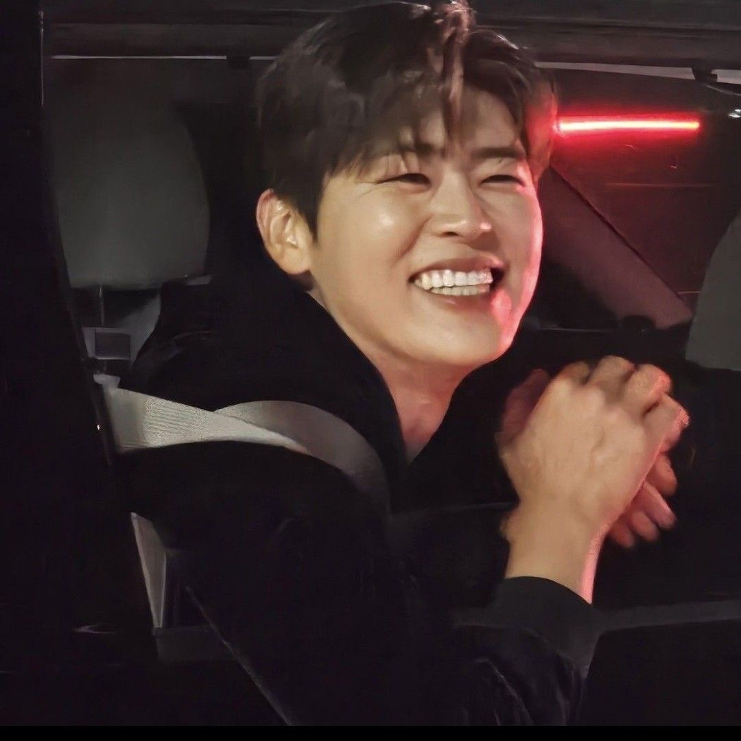 A moment captured by a fan of Park Jihyeon