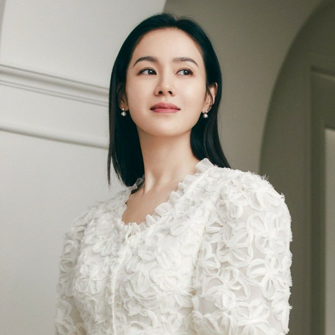 Latest photo of Son Yejin