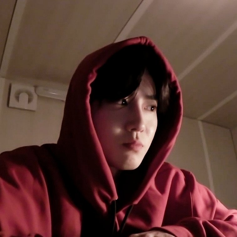 Recent activity shot of Suho