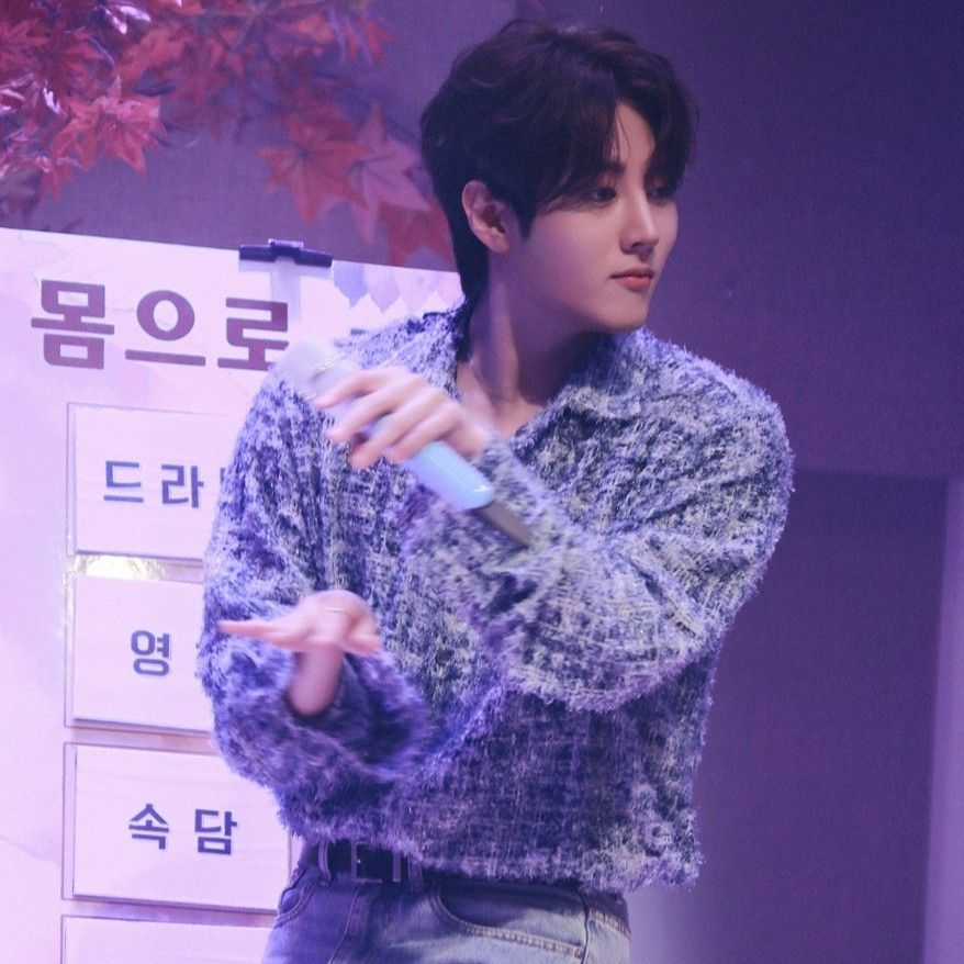 Behind-the-scenes cut of Kim Jungyeon