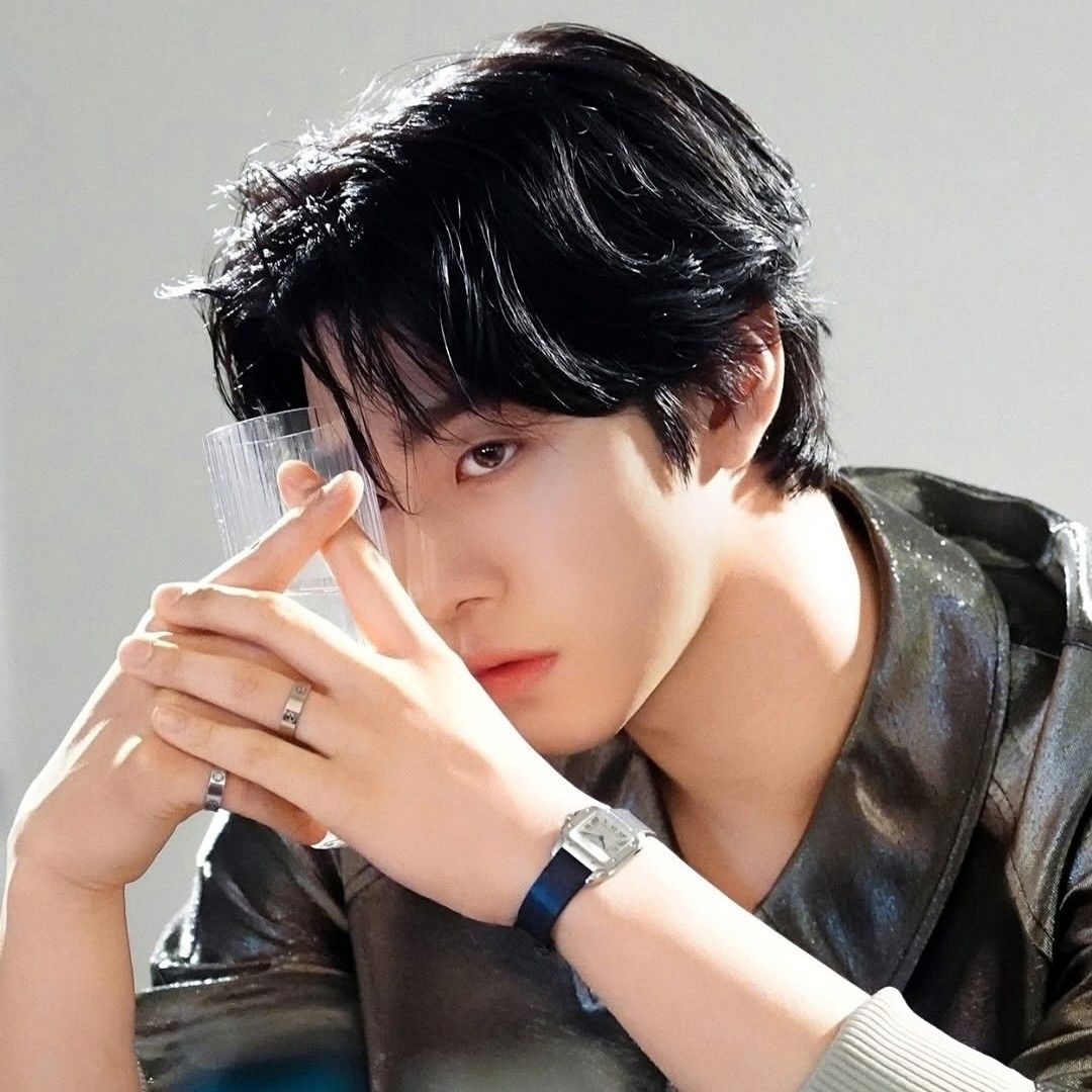 Latest photo of Ahn Hyoseop