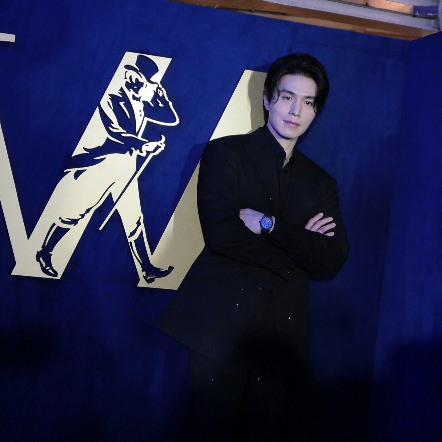Recent activity shot of Lee Dongwook
