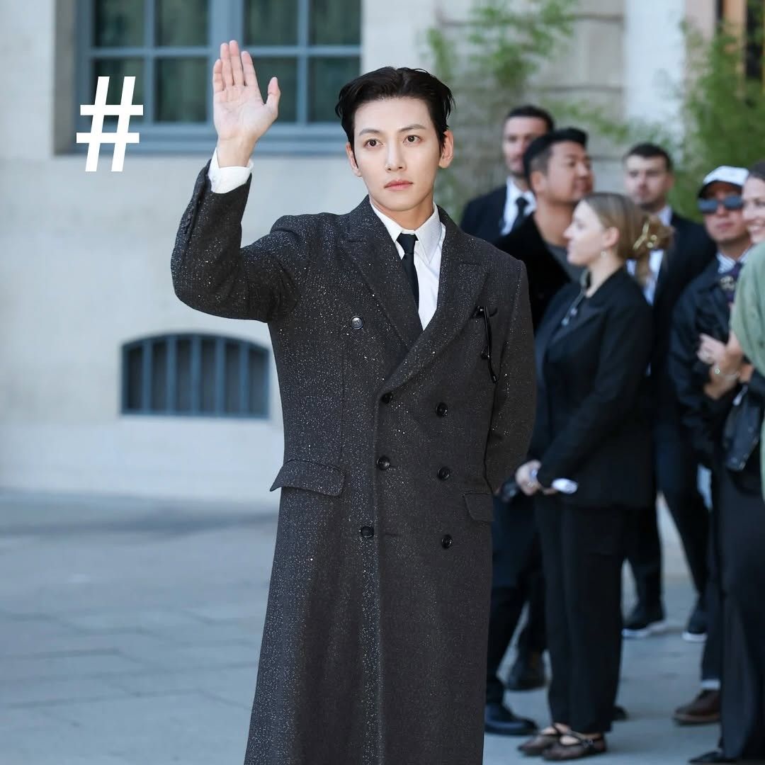 A moment captured by a fan of Ji Changwook
