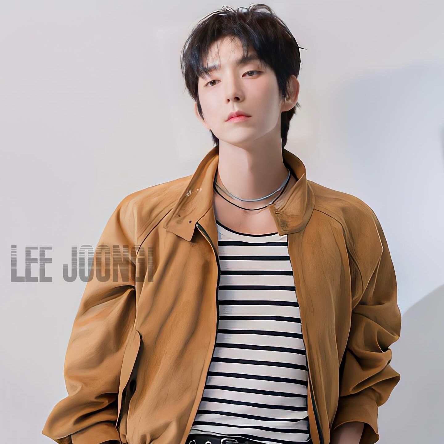 A moment captured by a fan of Lee Joongi