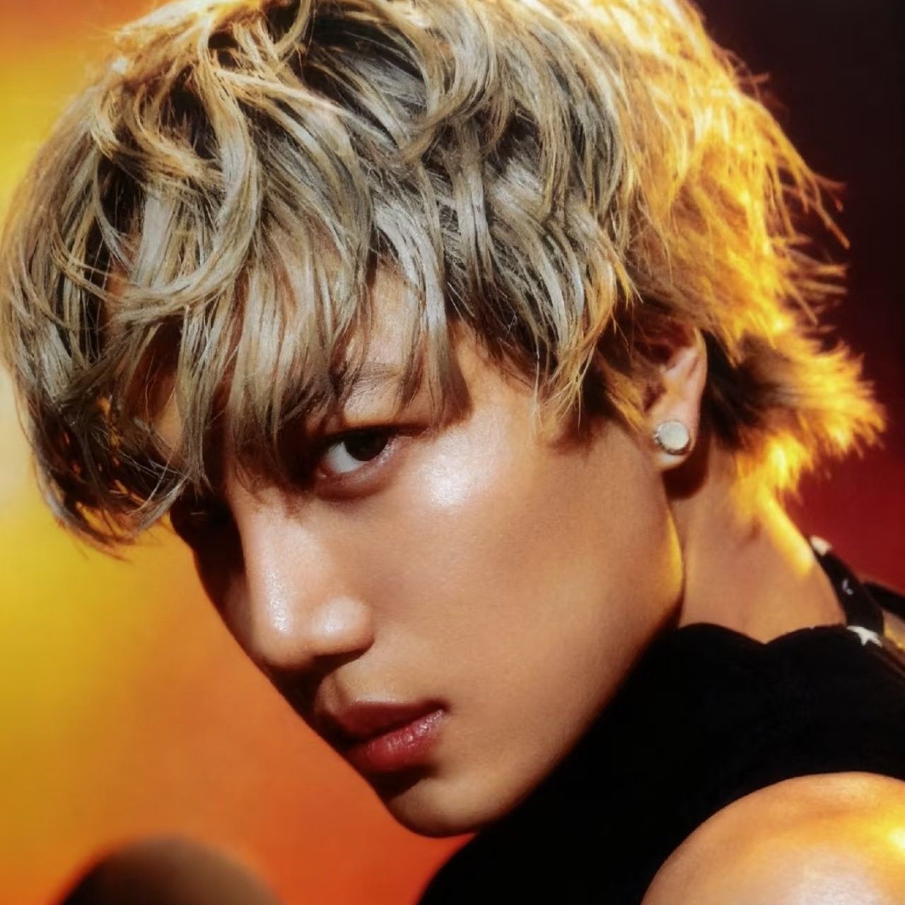 A moment captured by a fan of KAI