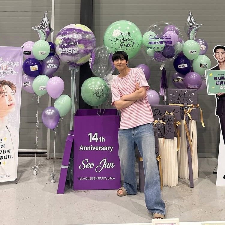 Behind-the-scenes cut of Park Seojoon