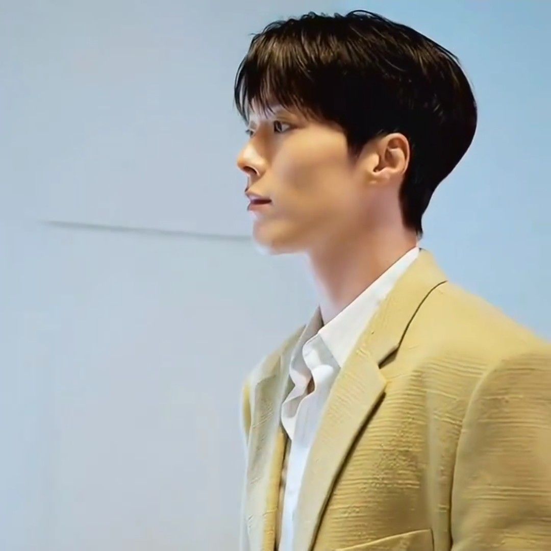 A moment captured by a fan of Jang Kiyong