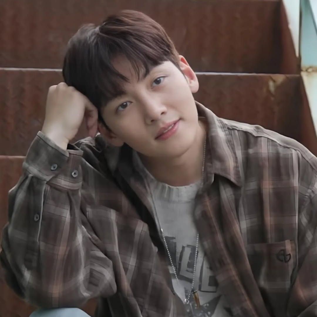 지창욱의 최신 사진