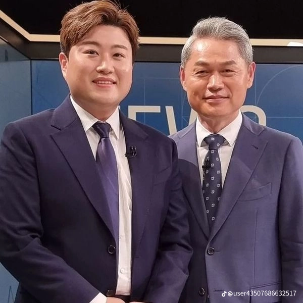 キム・ホジュンの最近の活動ショット