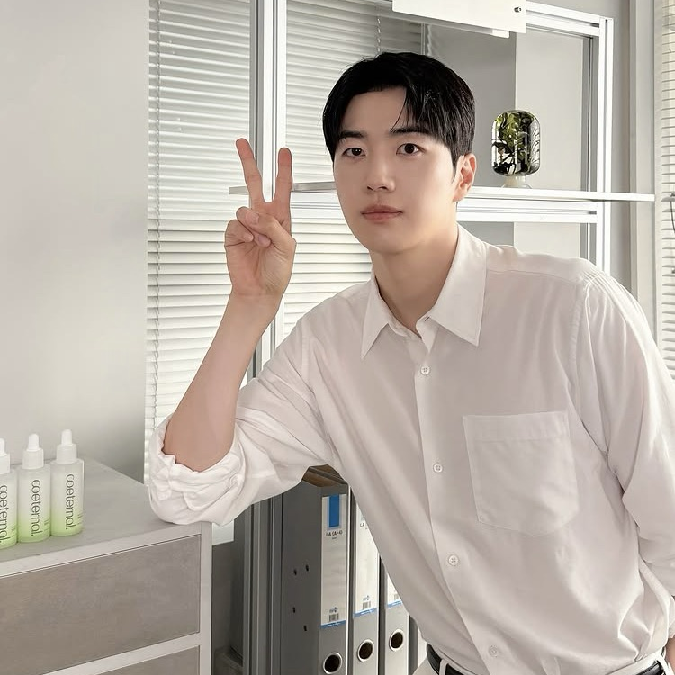 Latest photo of Kang Hoon