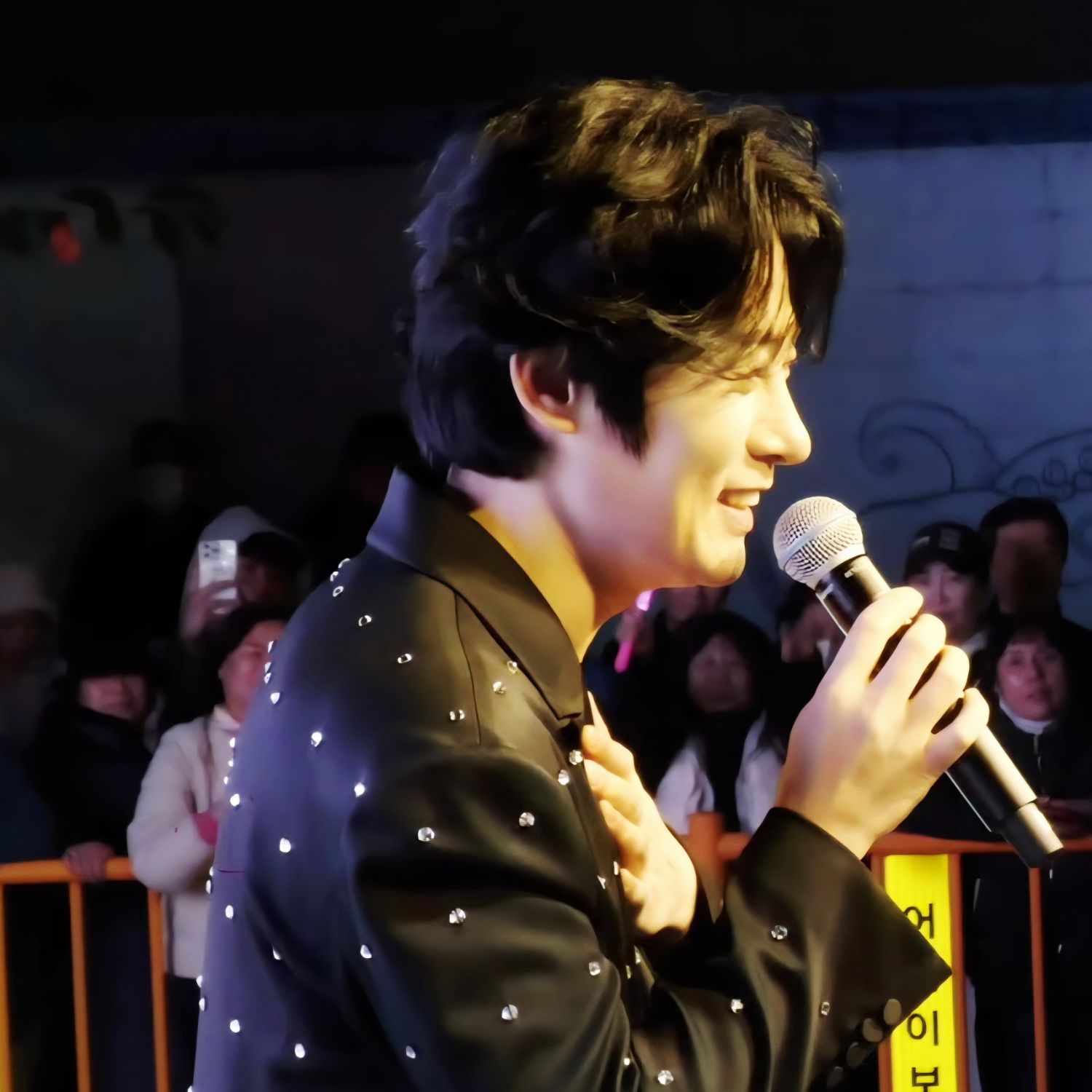 カン・ムンギョンの最近の活動ショット