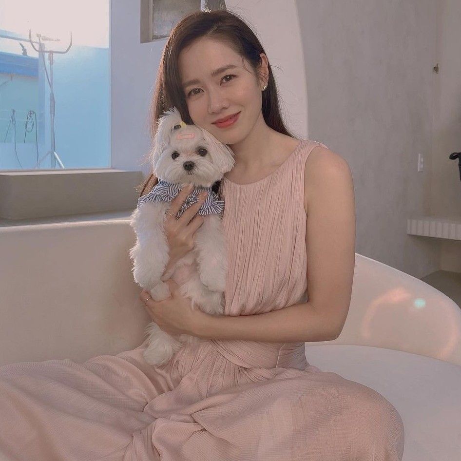 손예진의 최신 사진