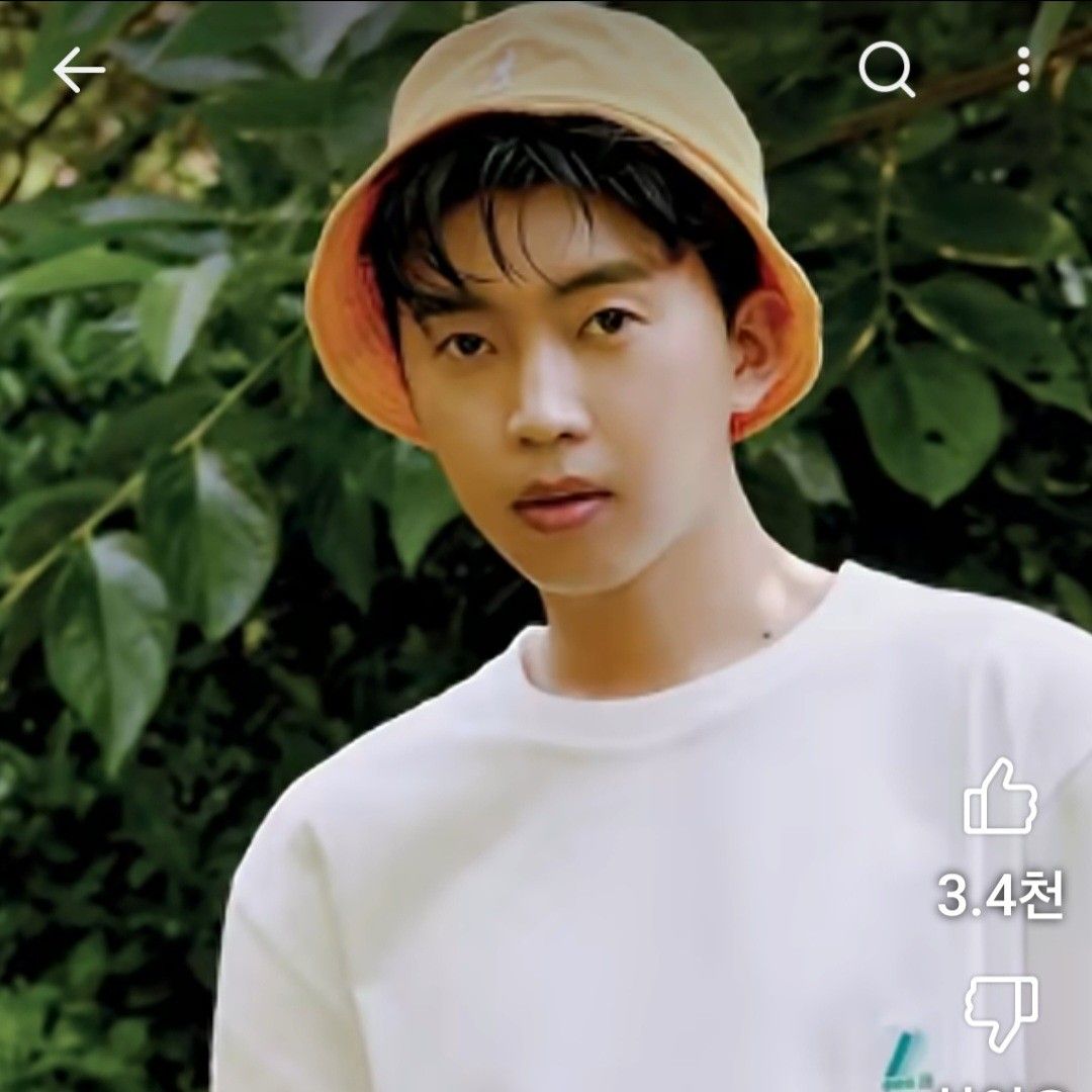 Foto kegiatan terbaru dari Lim Youngwoong