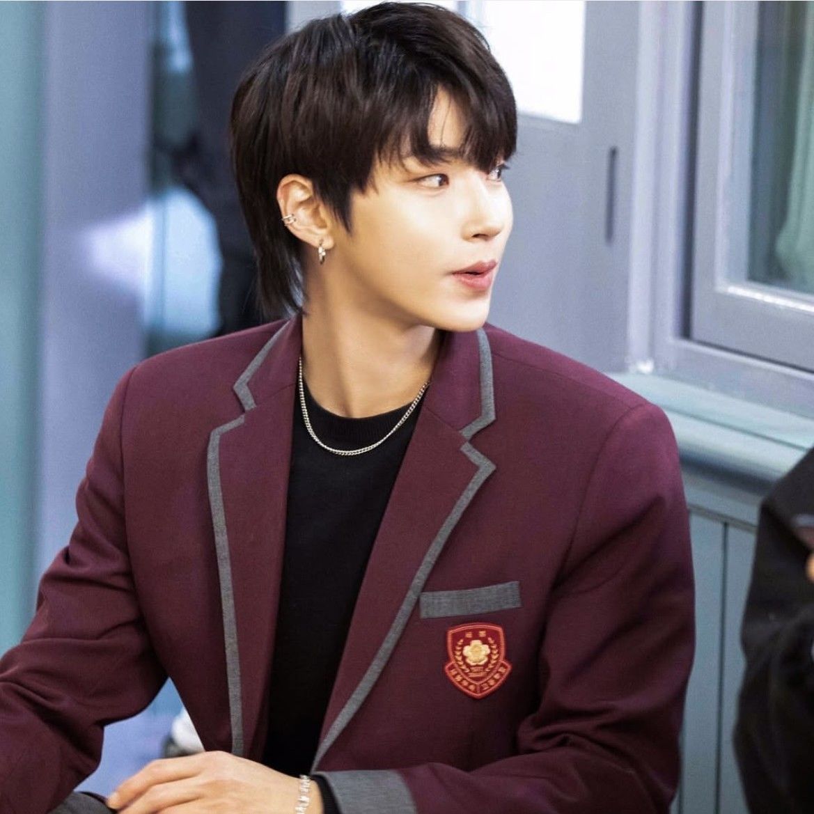 A moment captured by a fan of Hwang Inyoup
