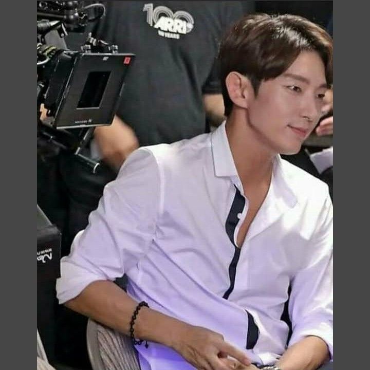 Latest photo of Lee Joongi