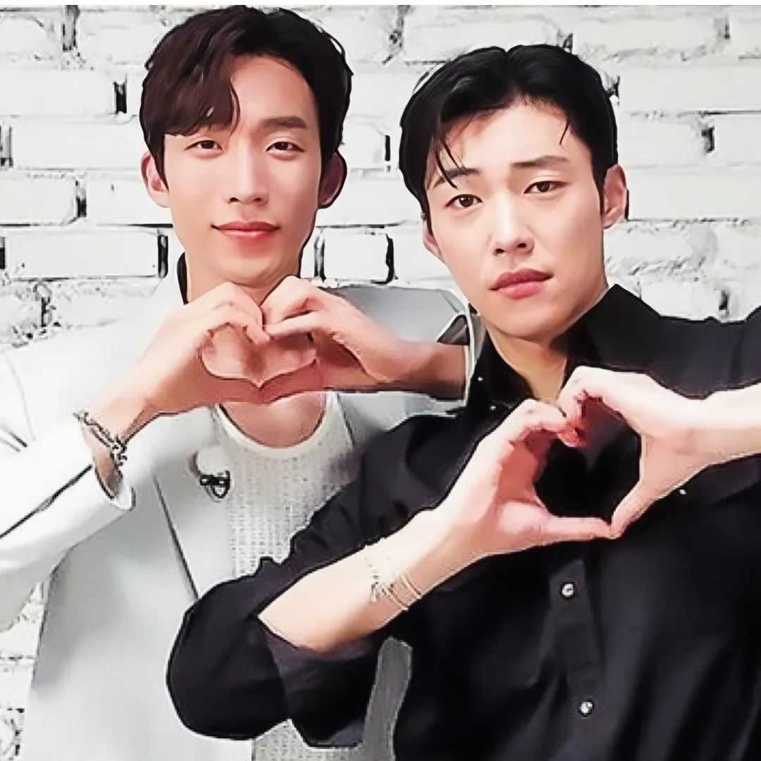 A moment captured by a fan of Woo Dohwan