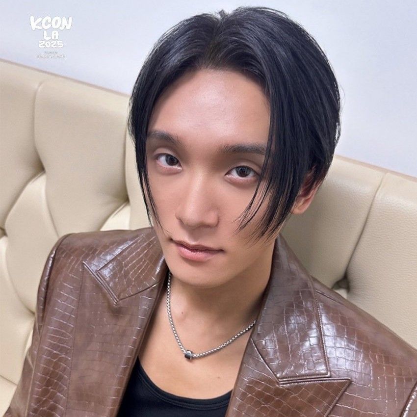 Recent activity shot of Choi Hojong