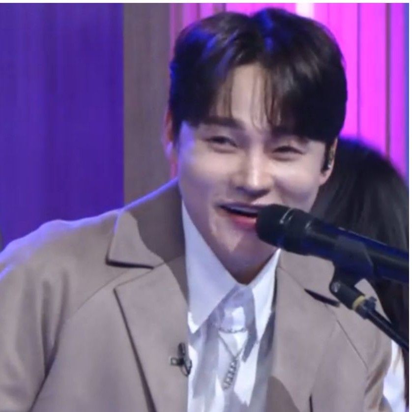 粉絲拍下的朴瑞鎮瞬間