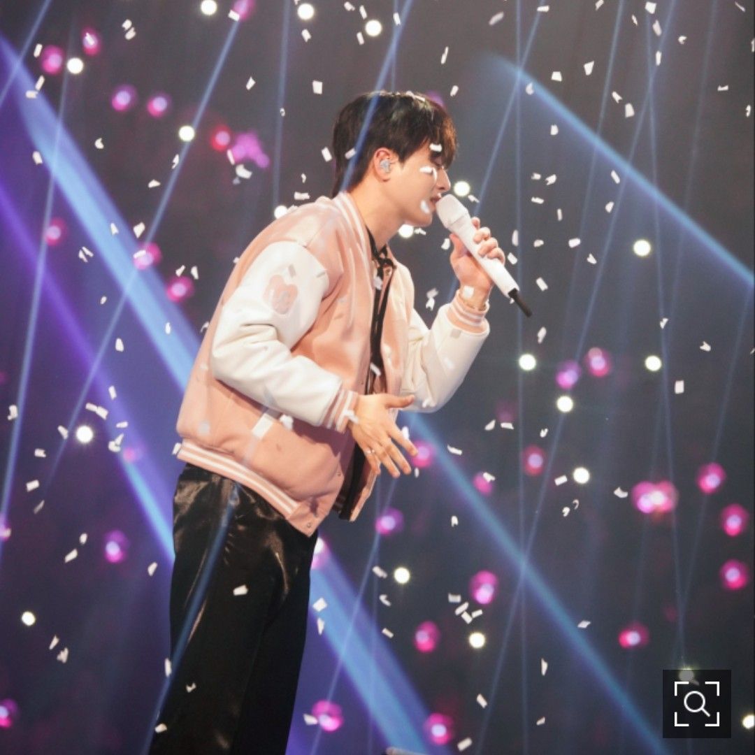 이찬원의 최신 사진