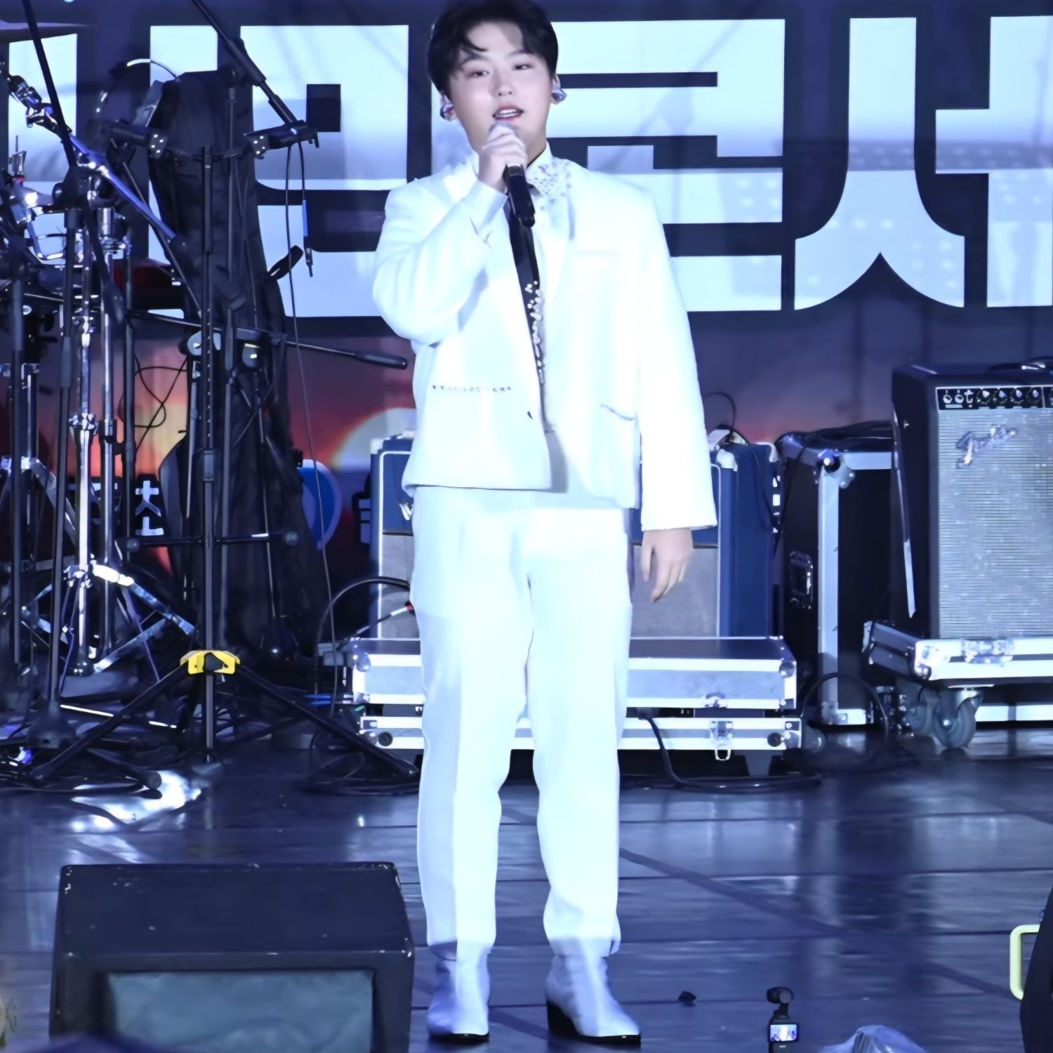 Recent activity shot of Park Sungon