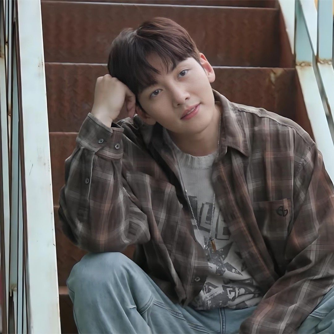 チ・チャンウクの最近の活動ショット