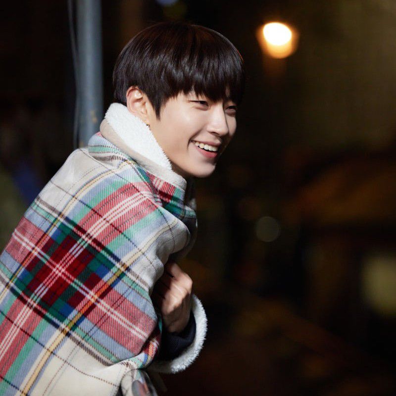 Latest photo of Hwang Inyoup