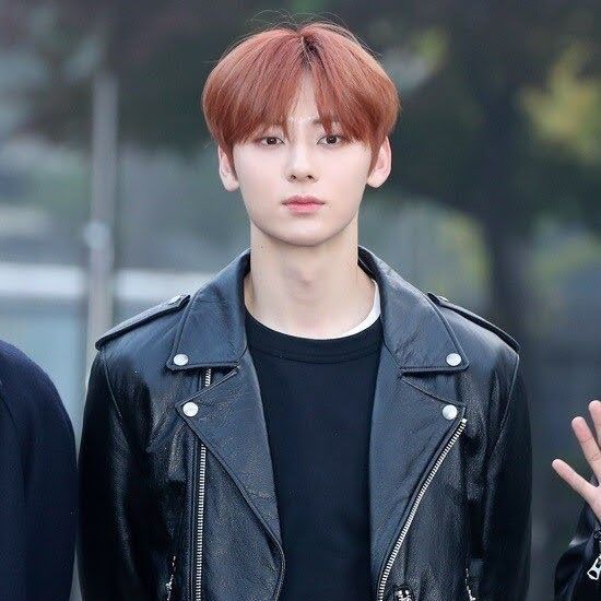 Latest photo of Hwang Minhyun