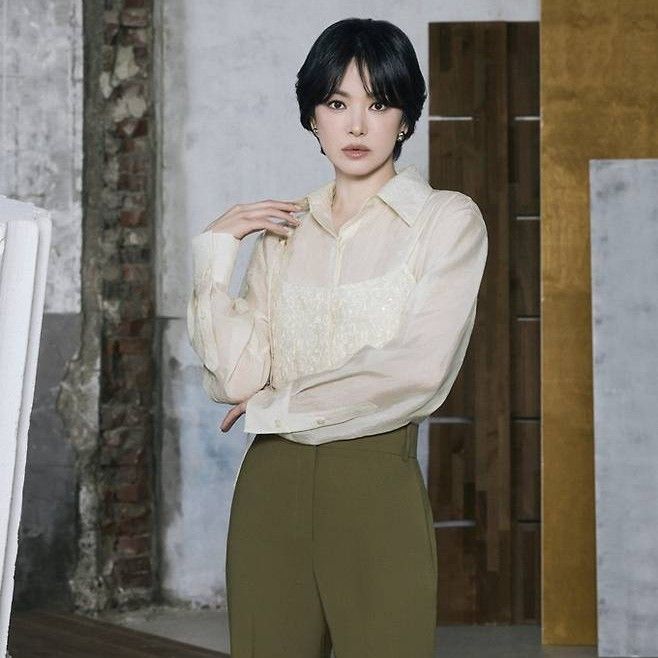 Behind-the-scenes cut of Song Hyekyo