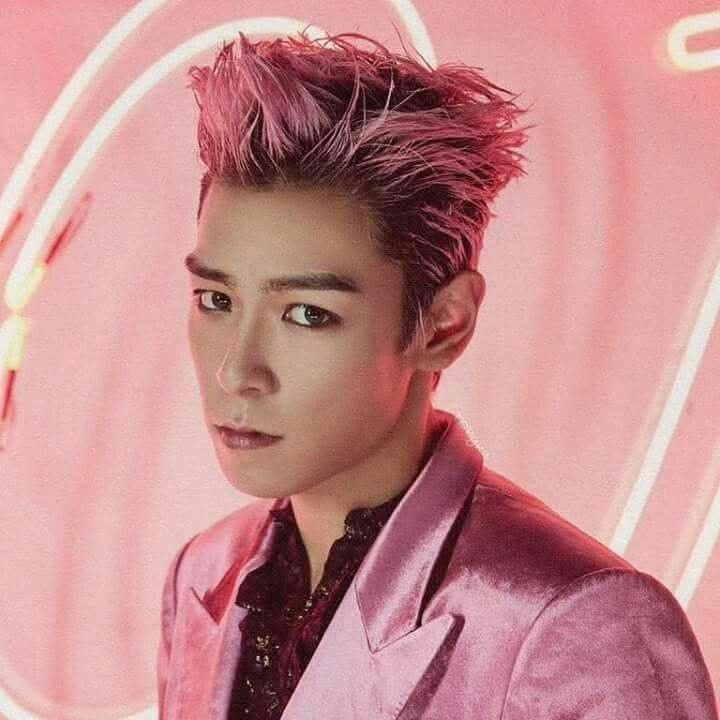 Behind-the-scenes cut of T.O.P
