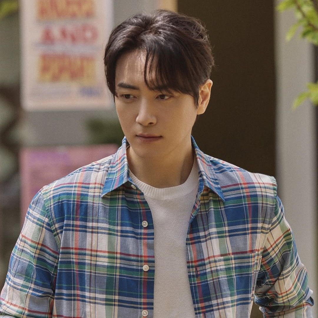 Latest photo of Lee Joonhyuk