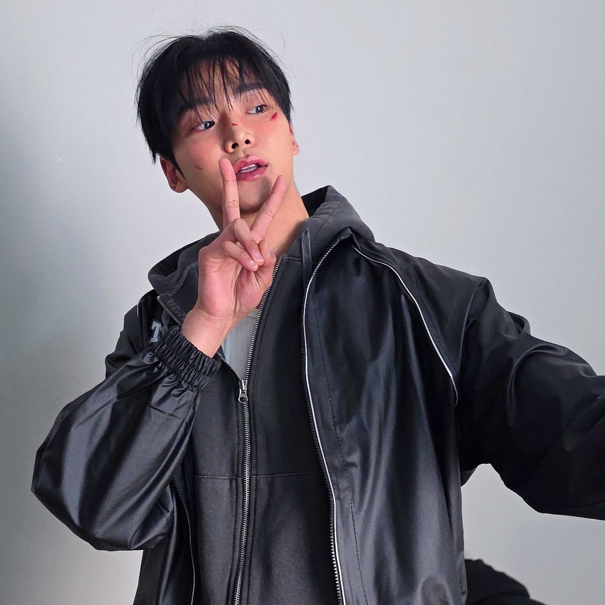 Foto kegiatan terbaru dari Rowoon