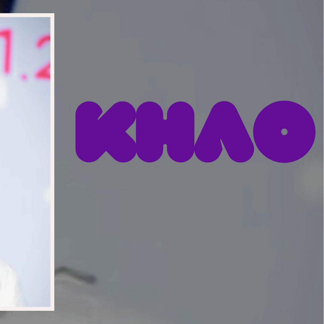 A moment captured by a fan of Khaotung Thanawat Ratanakitpaisan