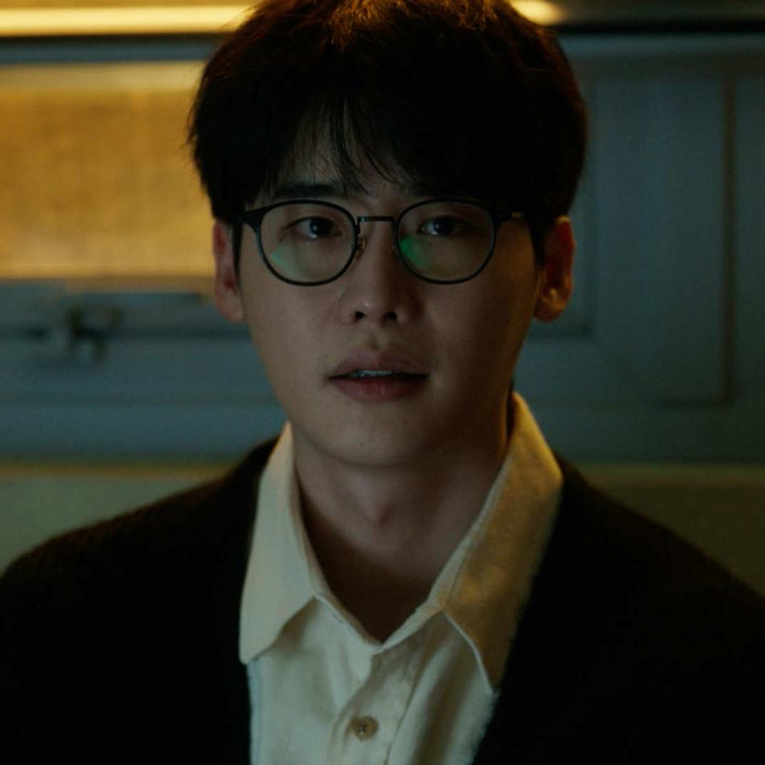 Behind-the-scenes cut of Lee Jongsuk