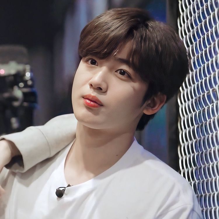 A moment captured by a fan of Kim Yohan