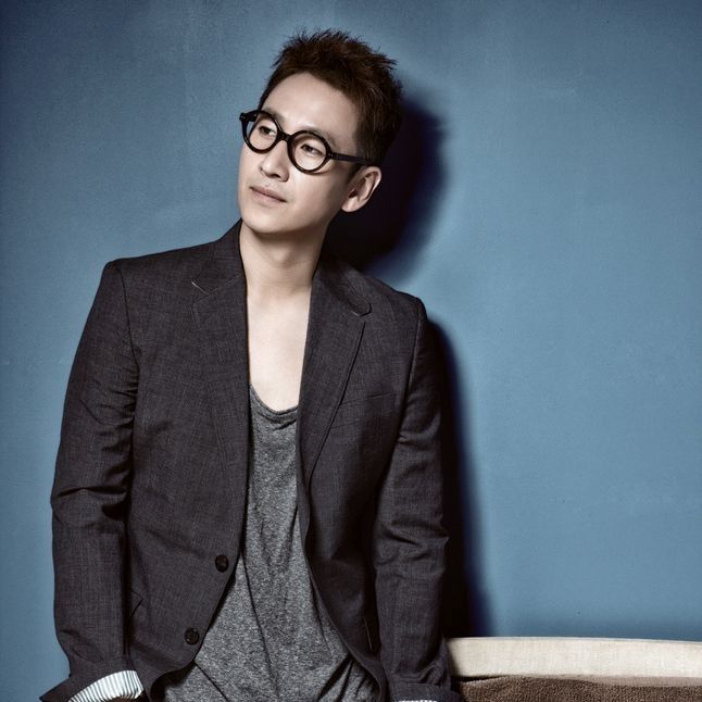 Behind-the-scenes cut of Lee Sunkyun