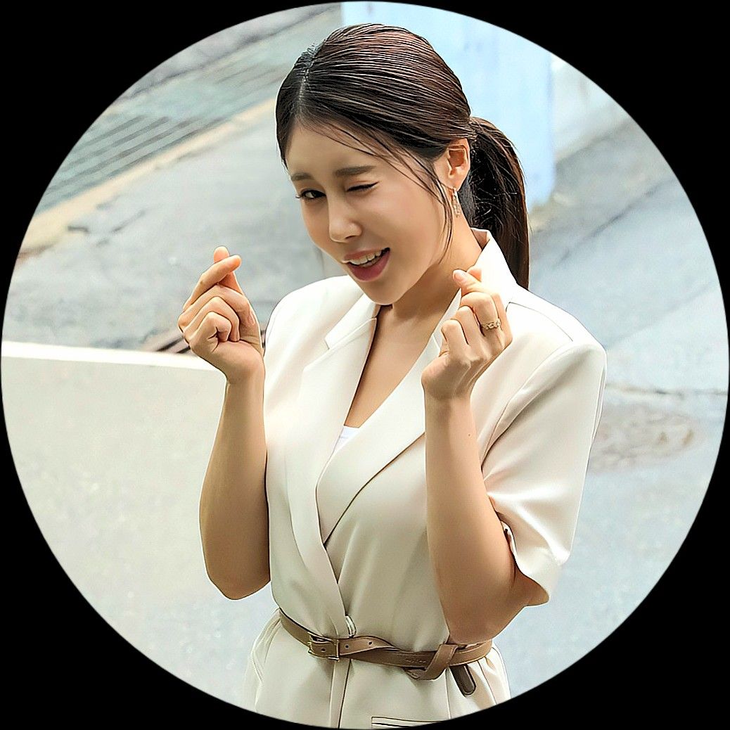 Foto kegiatan terbaru dari Kim Soyou