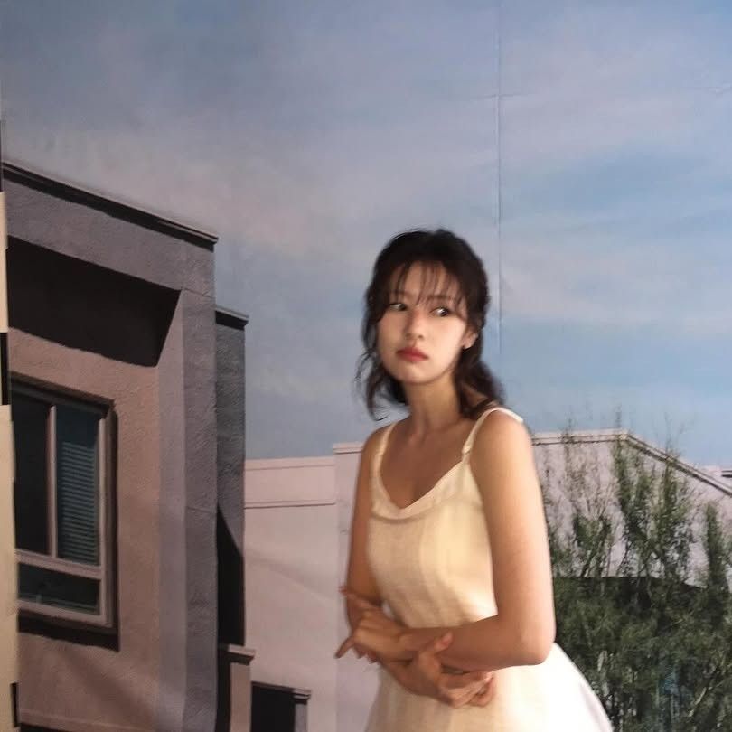 Recent activity shot of Jung Somin