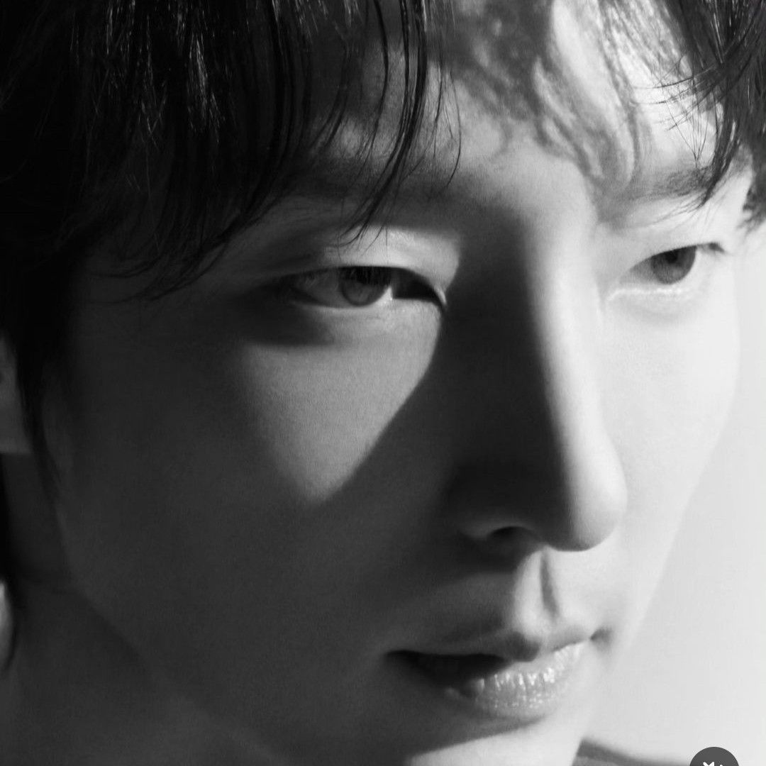 Recent activity shot of Lee Joongi