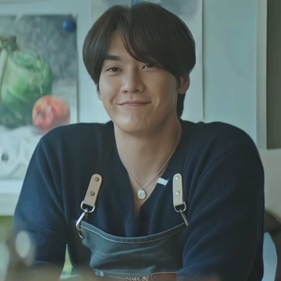 A moment captured by a fan of Kim Youngkwang