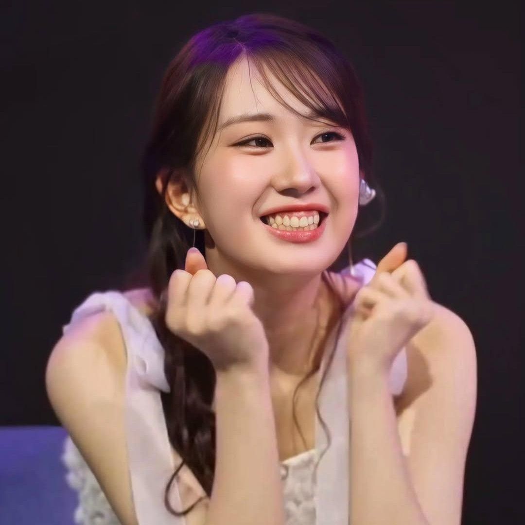 Foto kegiatan terbaru dari Jeon Yujin