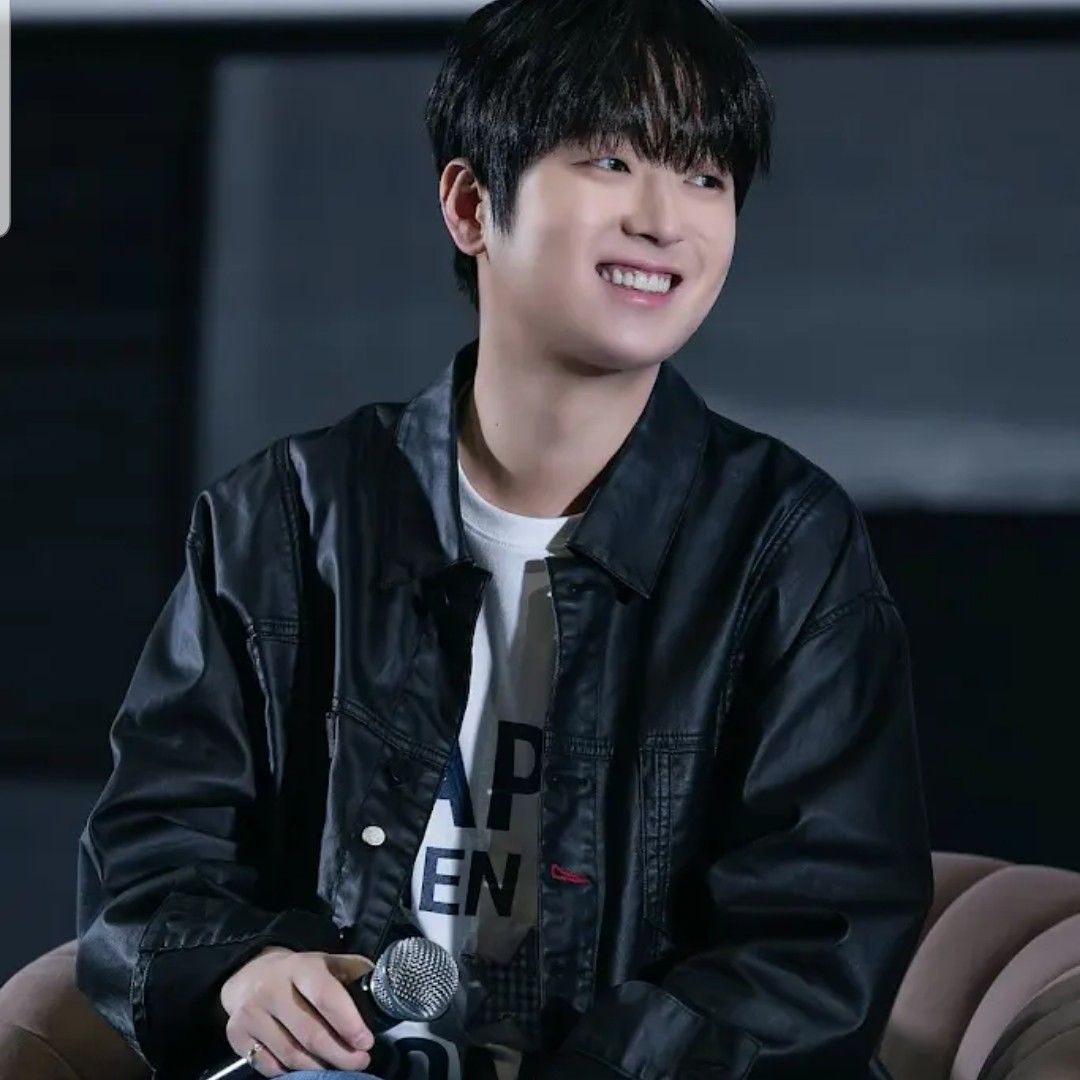 粉絲拍下的李燦元瞬間