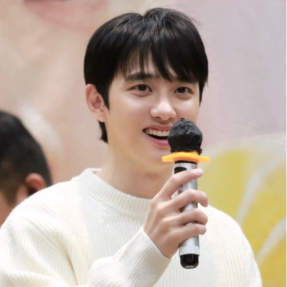 都暻秀 (D.O.)的最新照片