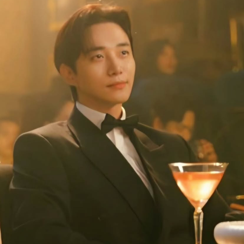 Recent activity shot of Lee Junho