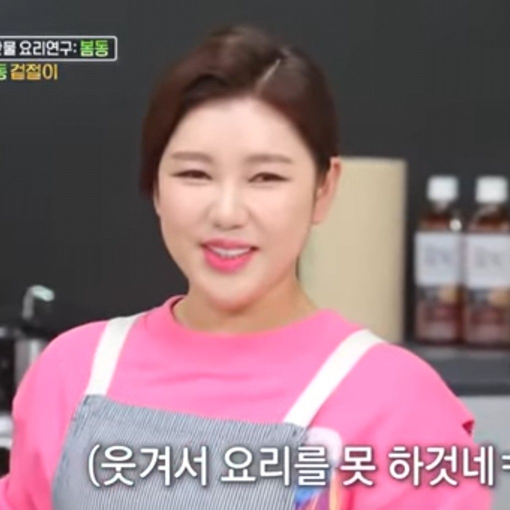 Behind-the-scenes cut of Song Gain