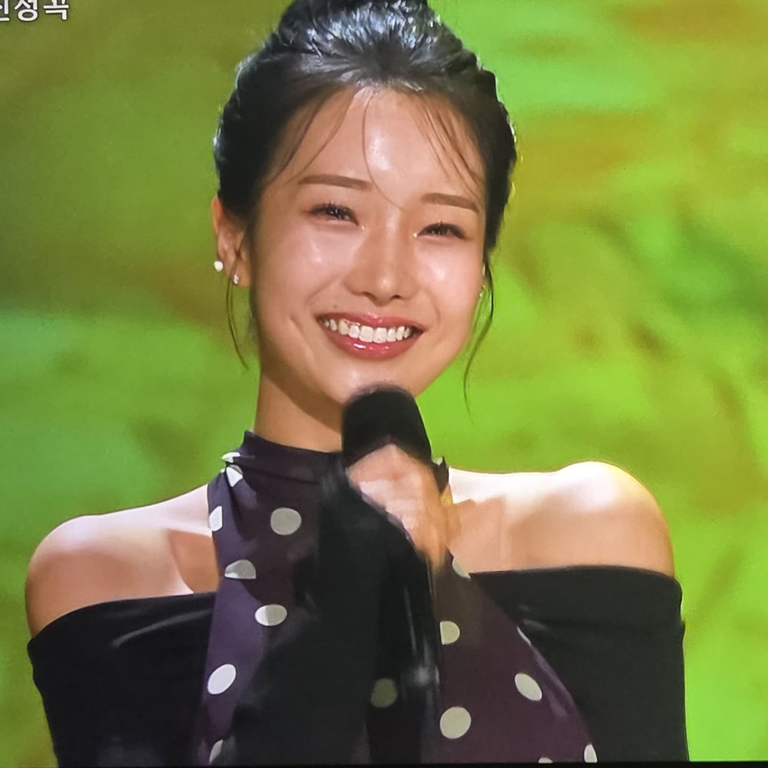 Behind-the-scenes cut of Kim Soyeon (2004)