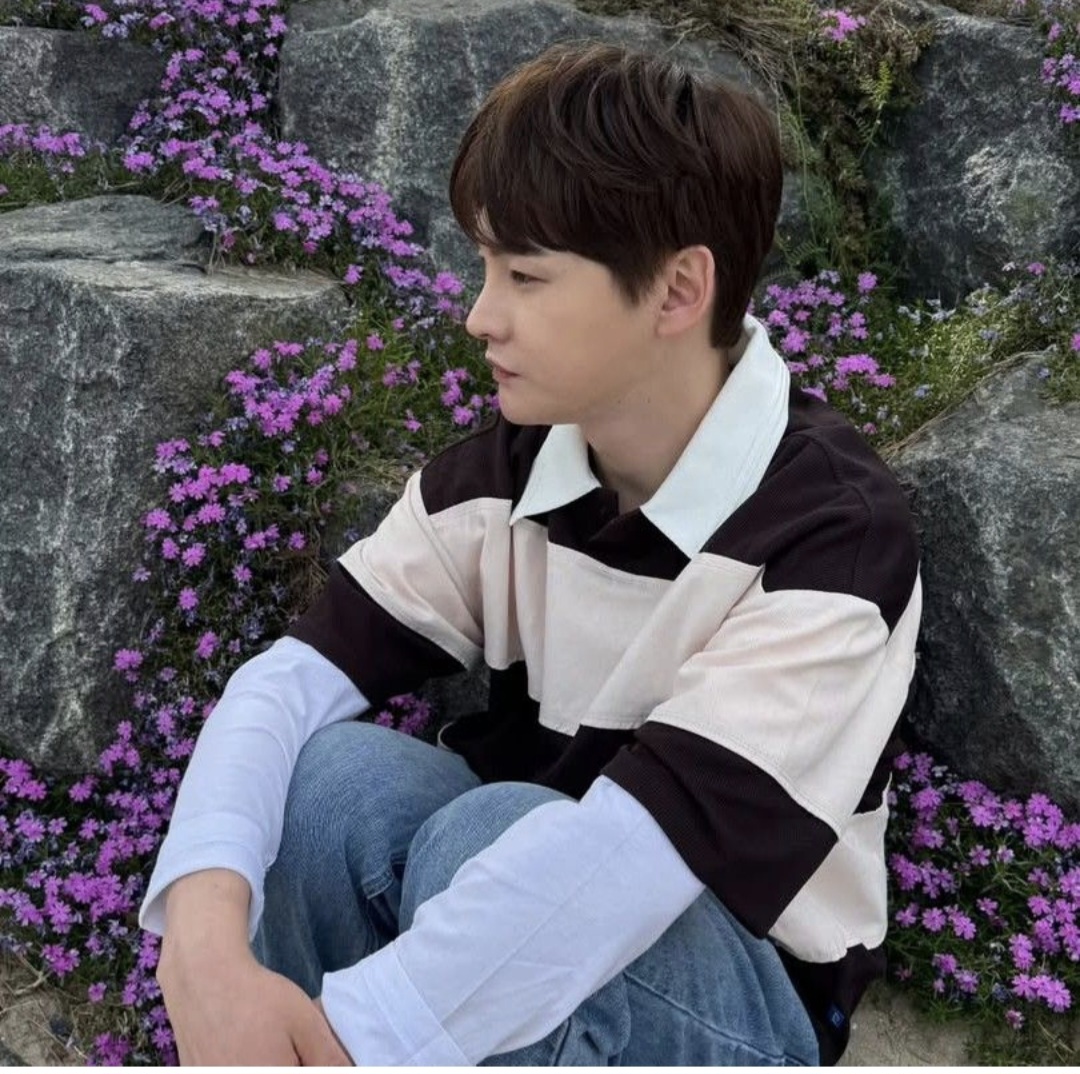Recent activity shot of Park Seojin