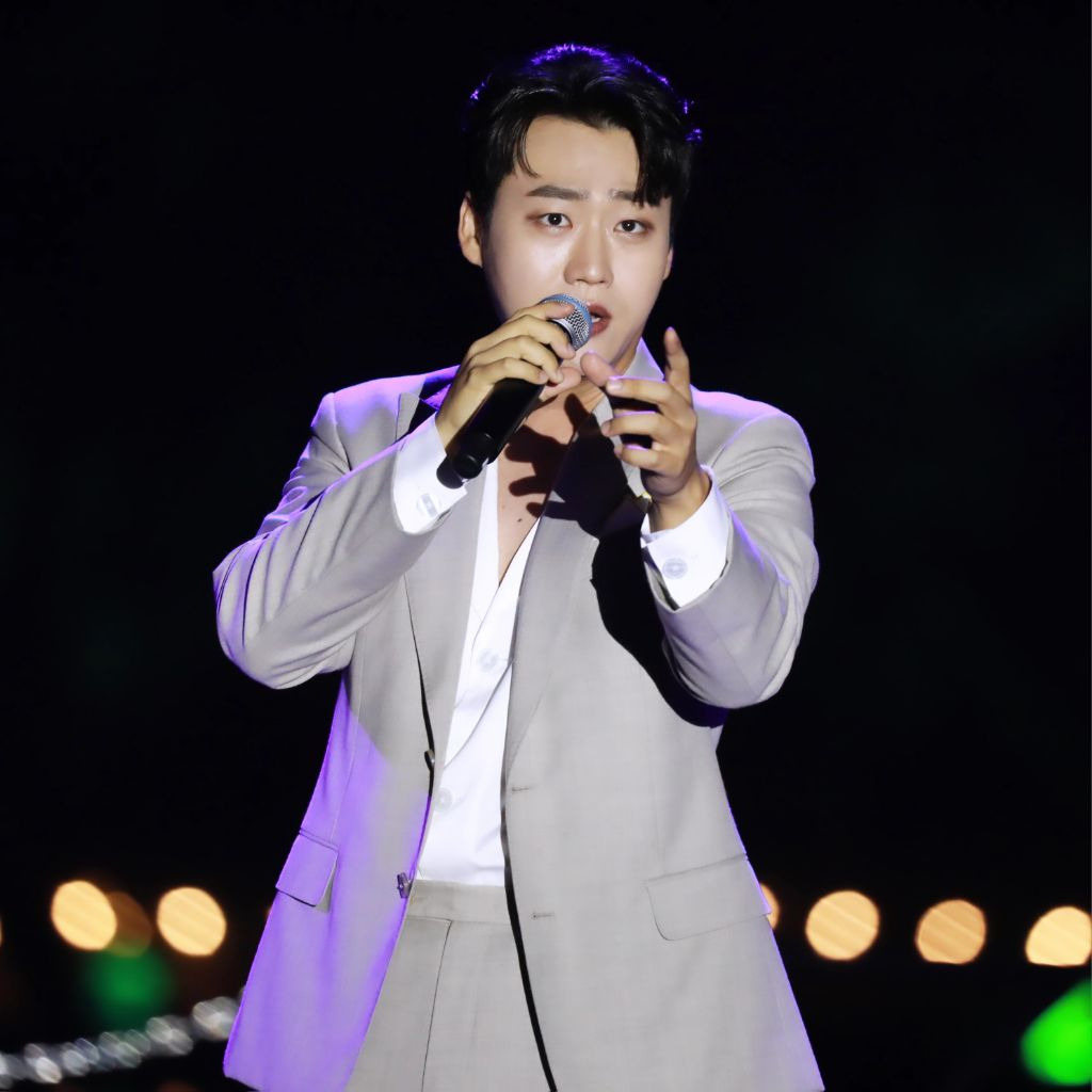 Recent activity shot of Min Soohyun