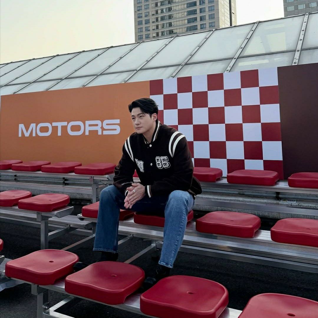 Recent activity shot of Shin Seungho